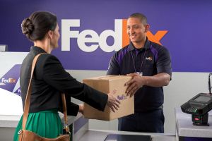 fedex bari FedEx