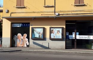 assistenza agli anziani bologna Agenzia Badanti Bologna Family Care Assistenza Anziani con Badante