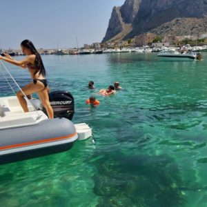 agenzia di escursioni in barca palermo Boat Service Mondello