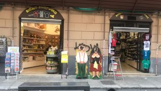 negozio di souvenir palermo Sicily shopping