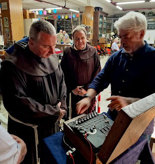 La Macchina Enigma, fr. Tullio Bonollo e fr. Giampaolo Menghini