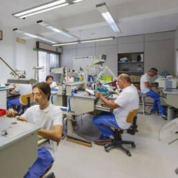 laboratorio dentistico verona Insilico odontotecnica digitale