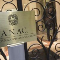 Nuova polizza commissari Anac